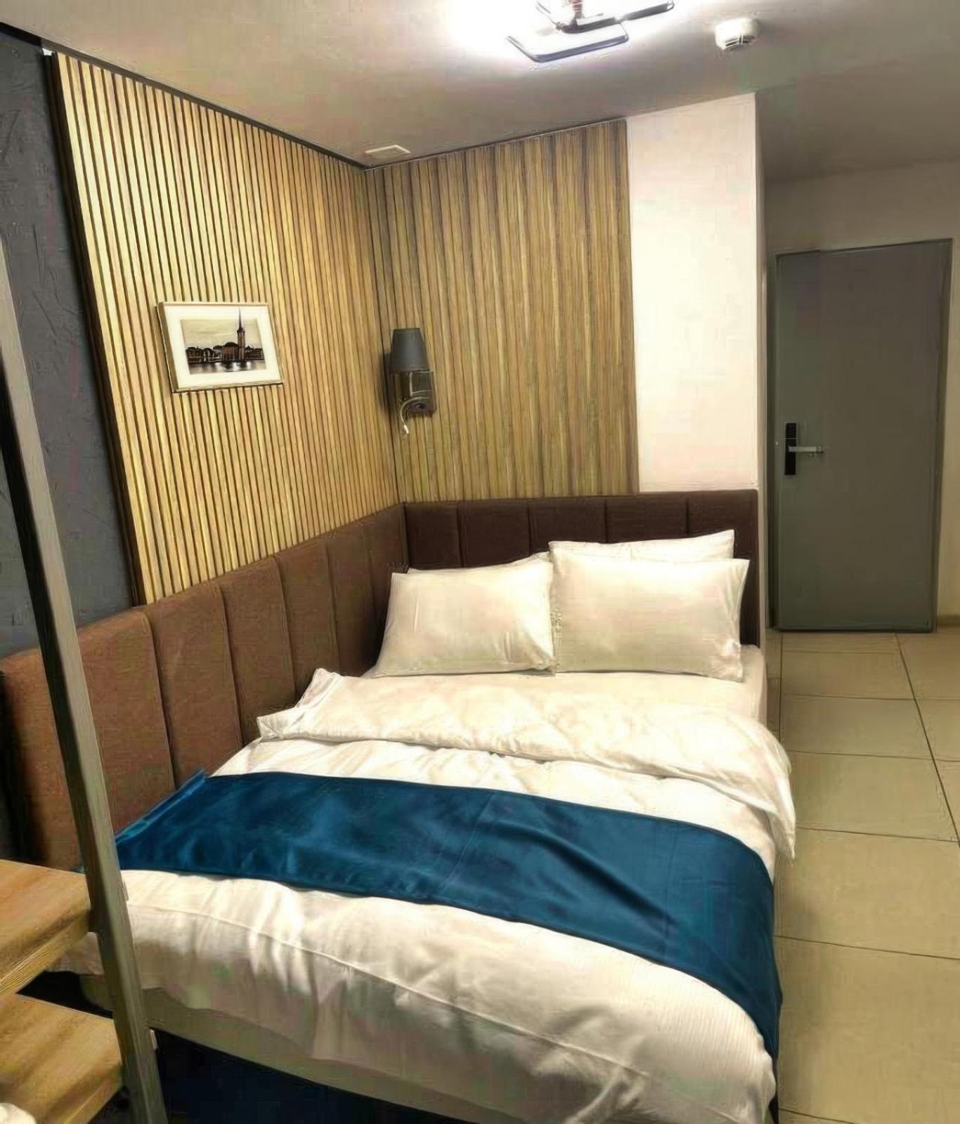 Nani City Hotel Zurich Exterior photo