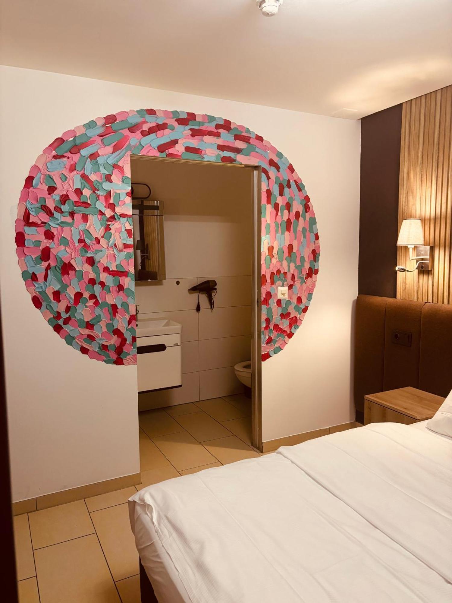 Nani City Hotel Zurich Exterior photo
